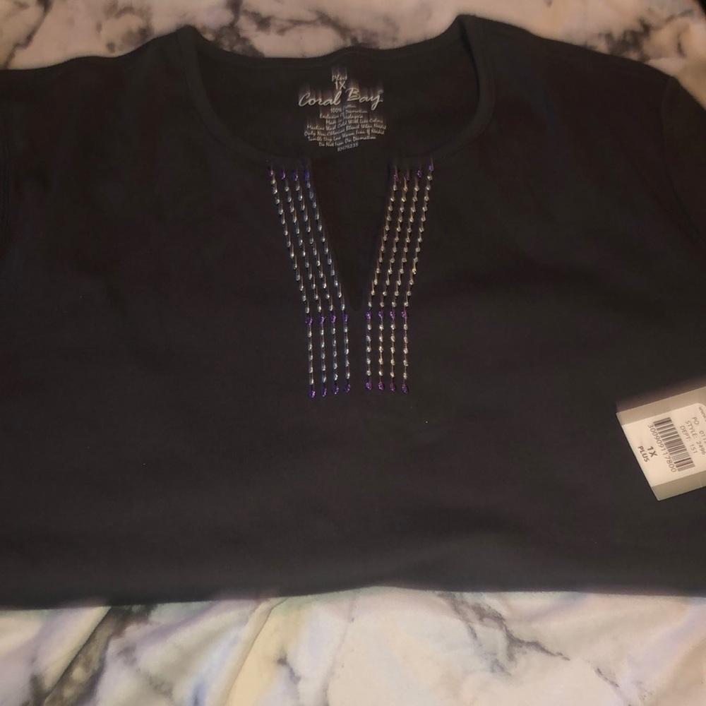 blouse/ shirt